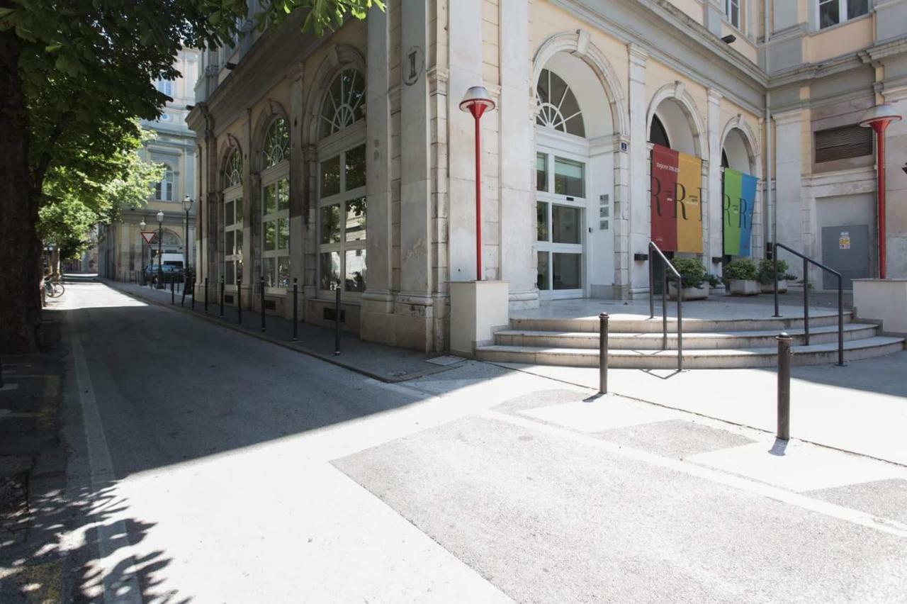 מלון טריאסטה Centro Citta Teatro מראה חיצוני תמונה